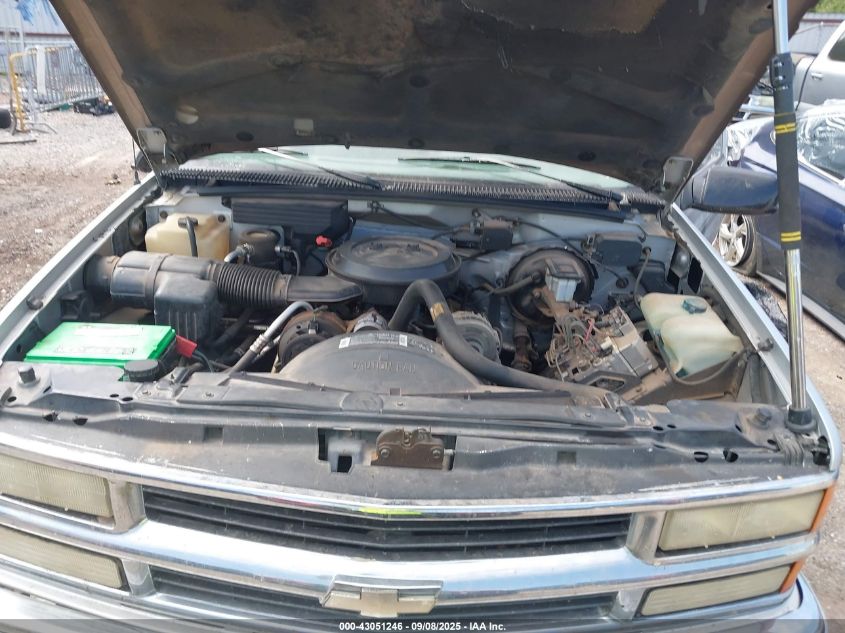 1994 Chevrolet Suburban C1500 VIN: 1GBEC16K3RJ426658 Lot: 43051246