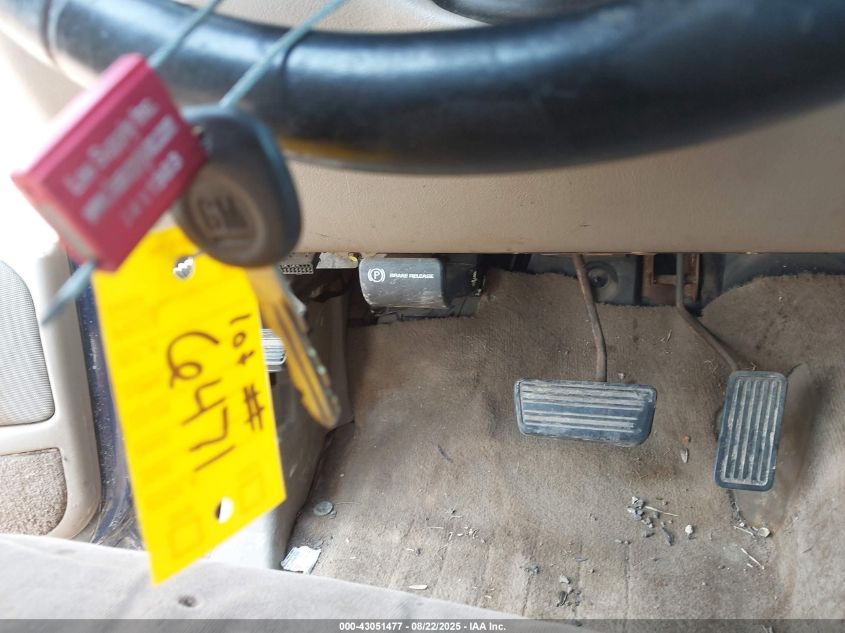 2001 Chevrolet Silverado 1500 Ls VIN: 2GCEC19T811199109 Lot: 43051477