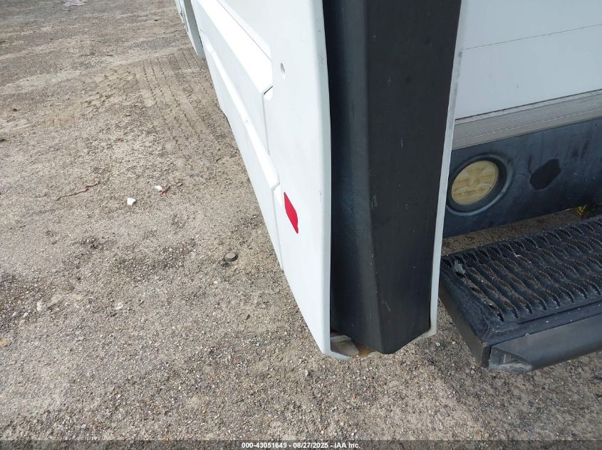 2013 Isuzu Commercial Van VIN: JALB4T172D7W01206 Lot: 43051649