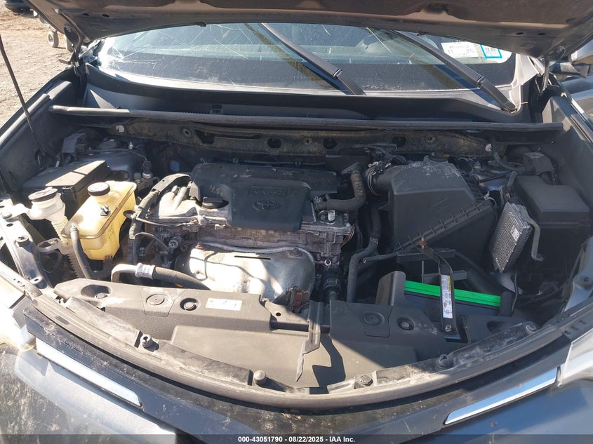 2018 TOYOTA RAV4 XLE - JTMRFREV1JD254308