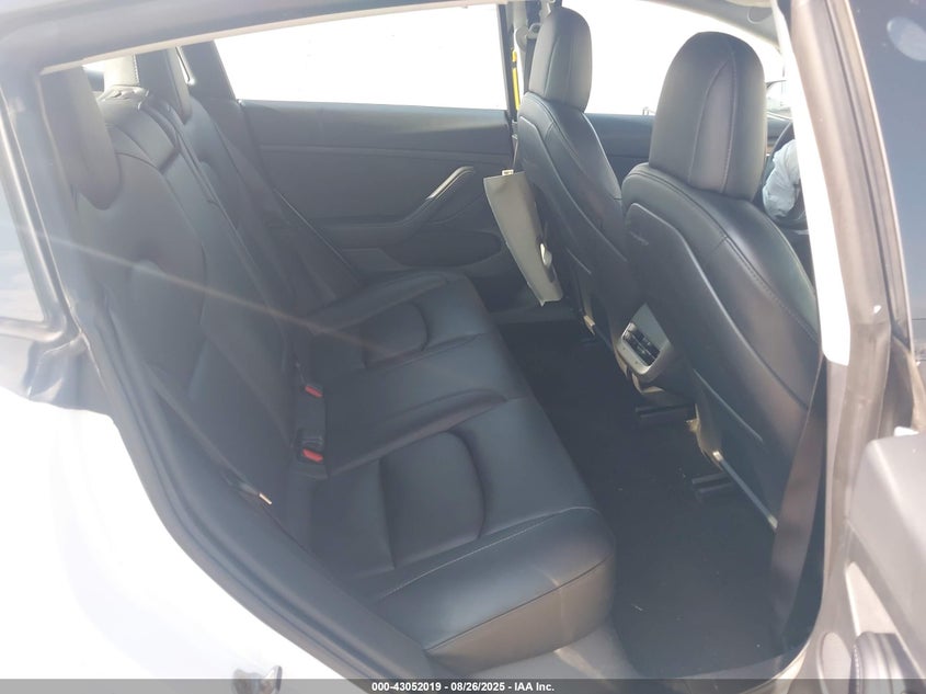 2022 Tesla Model 3 Rear-Wheel Drive VIN: 5YJ3E1EA1NF115074 Lot: 43052019