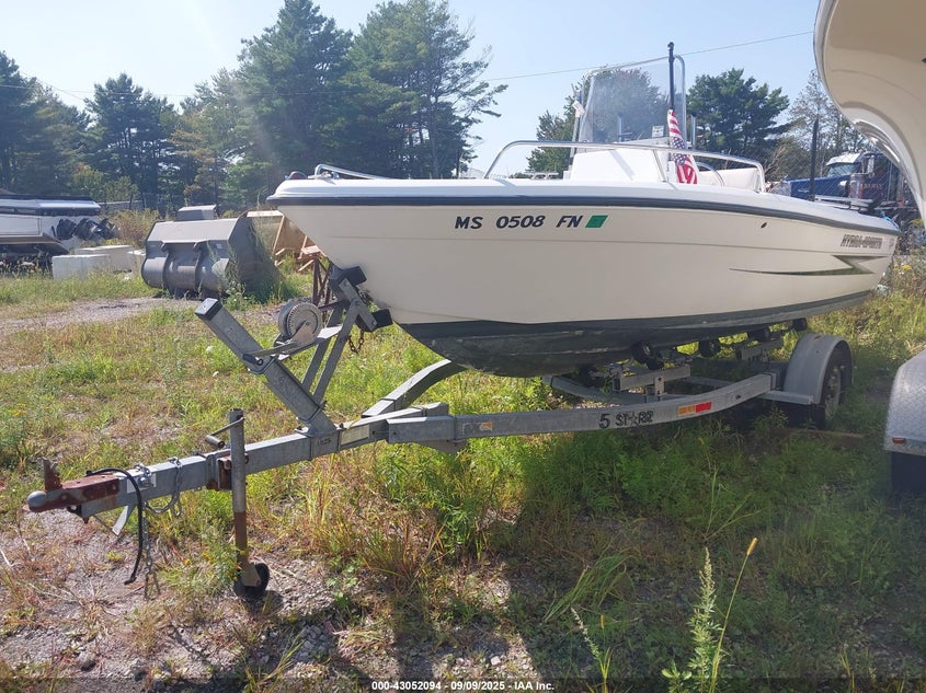 2000 Hydra-Sports Other white null null HSXBA111F900 photo #3