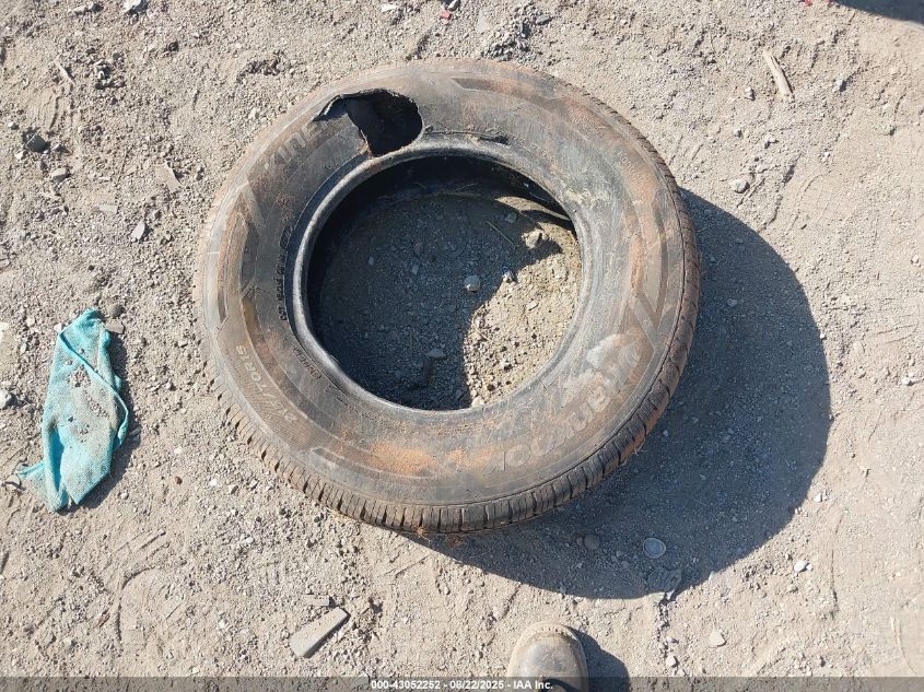 1997 Lincoln Town Car Executive VIN: 1LNLM81W8VY751886 Lot: 43052252