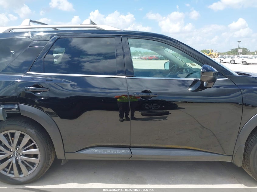 2022 Nissan Pathfinder Sl 4Wd VIN: 5N1DR3CD4NC257073 Lot: 43052314