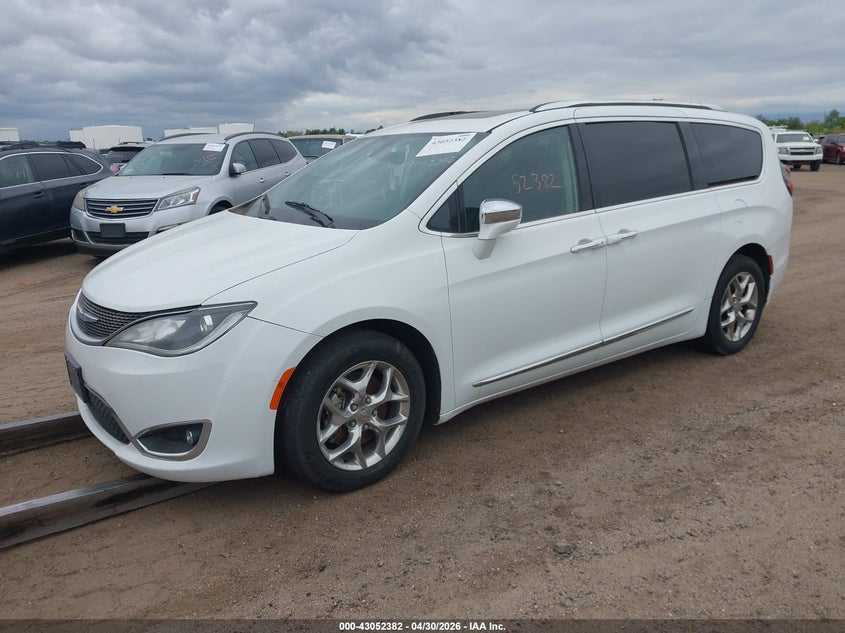 Vin: 2c4rc1gg5jr170756, lot: 43546542, chrysler pacifica limited 20182
