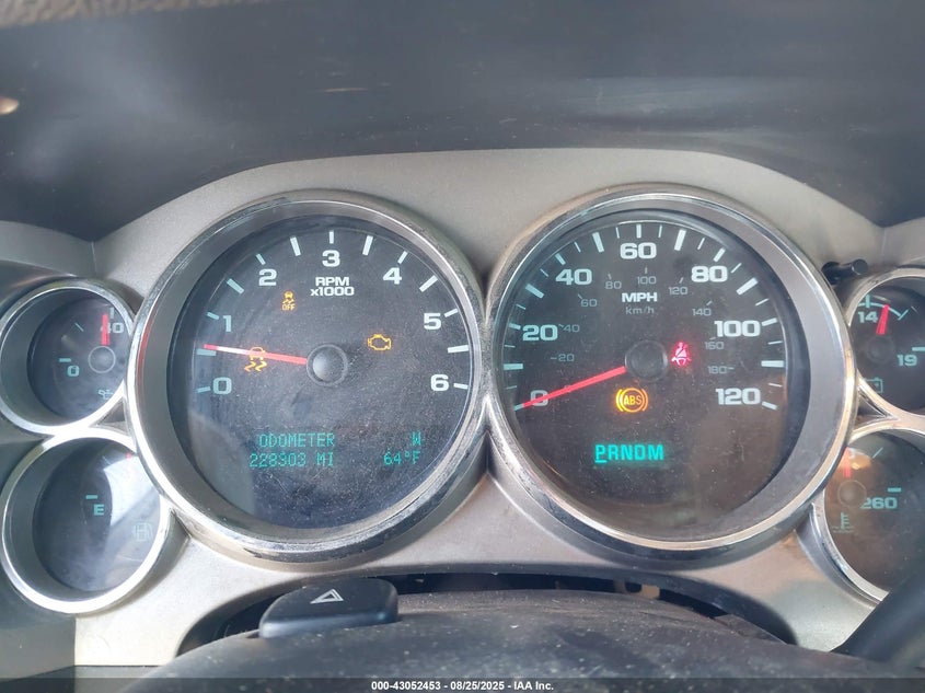 2013 CHEVROLET SILVERADO 1500 LT - 1GCRKSE76DZ266157