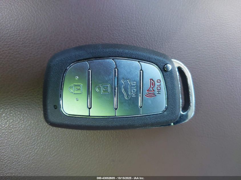 2016 Hyundai Sonata Hybrid Se VIN: KMHE24L18GA028852 Lot: 43052609