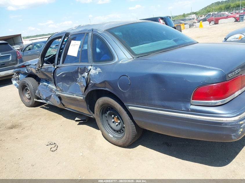 1997 Ford Crown Victoria VIN: 2FALP73W7VX109488 Lot: 43053777