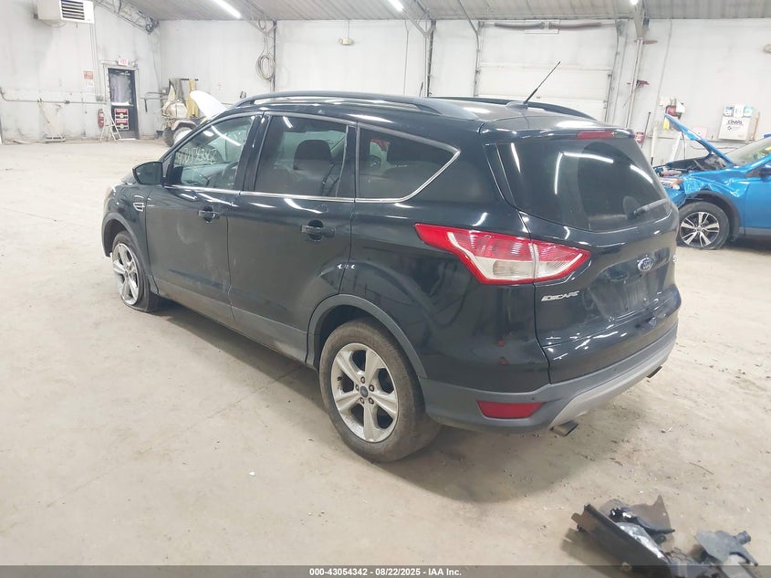 2016 FORD ESCAPE SE 1FMCU9GXXGUC04585