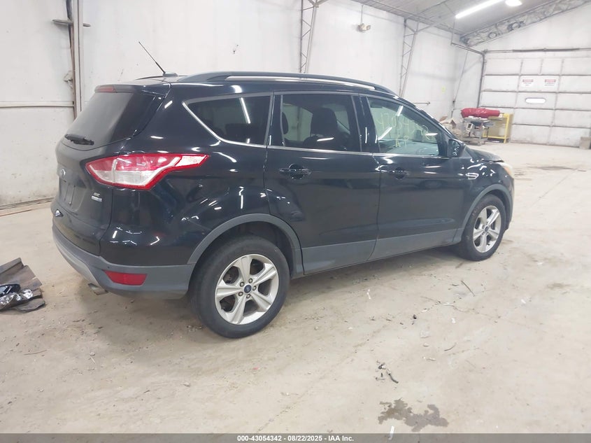 2016 FORD ESCAPE SE 1FMCU9GXXGUC04585