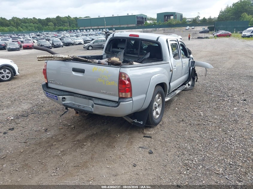5TELU42N55Z080081 2005 TOYOTA TACOMA photo no. 4