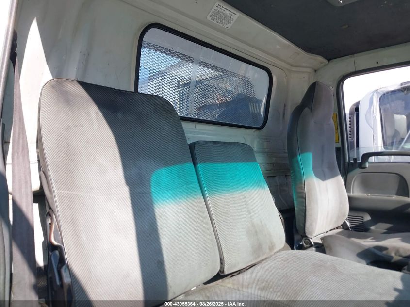 1999 Isuzu Npr VIN: 4KLB4B1R1XJ000504 Lot: 43055364