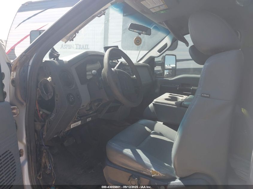 2015 Ford F-450 Chassis Xl VIN: 1FDUF4GY9FEA70624 Lot: 43055801