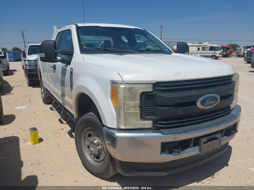 1FT8X3B61HED58045 2017 Ford F-350 Xl auction photo 1