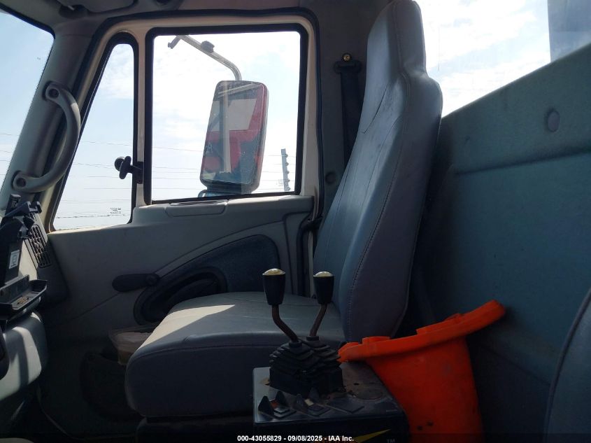 2007 International 7000 7600 VIN: 1HTWZAHN27J567601 Lot: 43055829