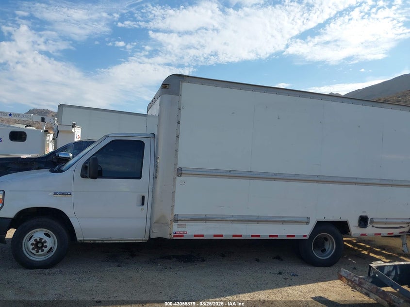 2018 Ford E-350 Cutaway VIN: 1FDWE3FS1JDC33347 Lot: 43055879