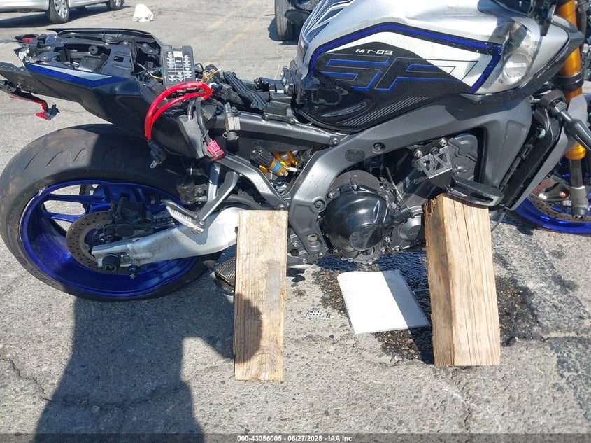 2025 YAMAHA MT09 SP - JYARN95Y0SA000388