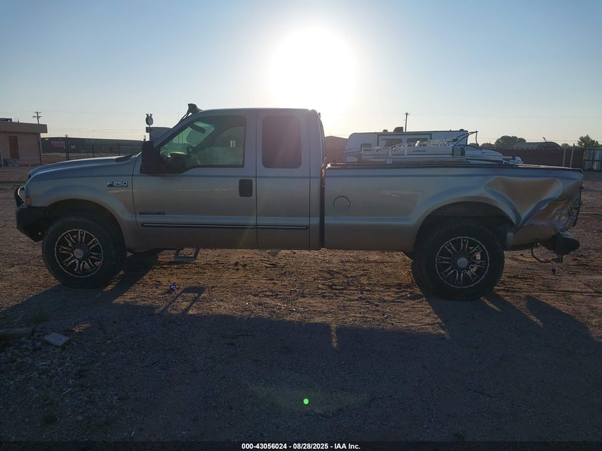 2000 Ford F-250 Lariat/Xl/Xlt VIN: 1FTNX20F9YEC97818 Lot: 43056024