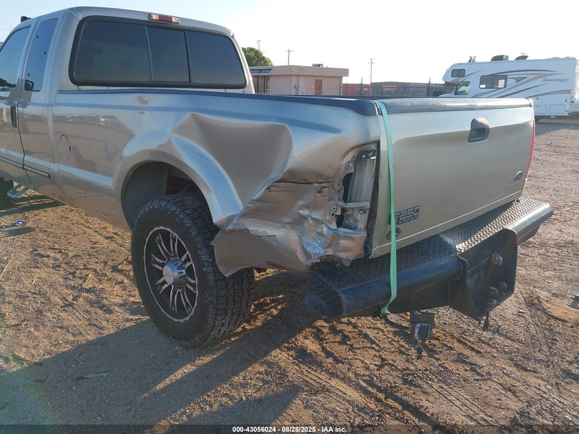 2000 Ford F-250 Lariat/Xl/Xlt VIN: 1FTNX20F9YEC97818 Lot: 43056024