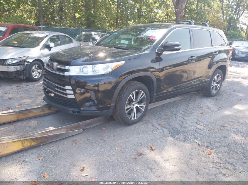 Vin: 5tdzarfh8hs023427, lot: 43550977, toyota highlander le 20172