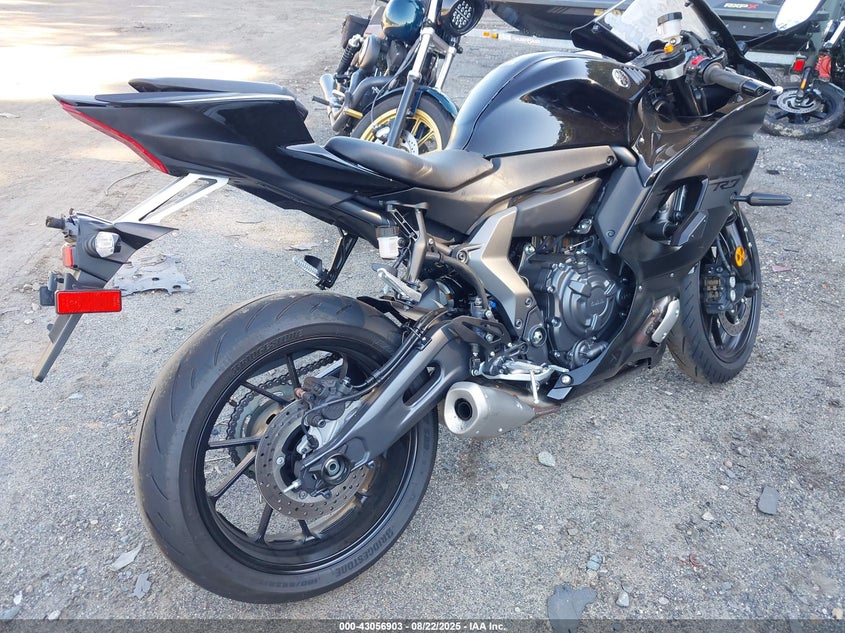 JYARM38E5SA018435 2025 YAMAHA YZF photo no. 4