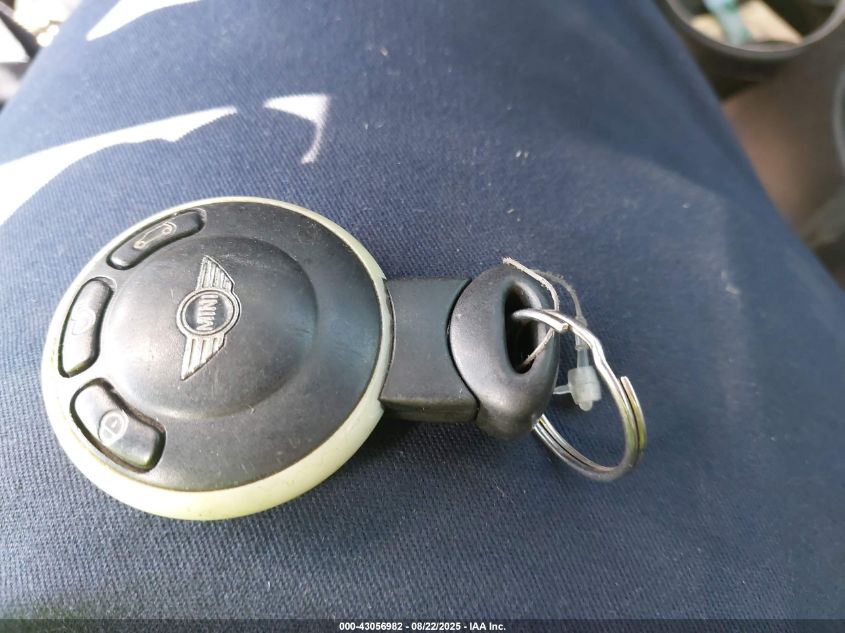 2009 Mini Cooper S VIN: WMWMF73569TW85338 Lot: 43056982