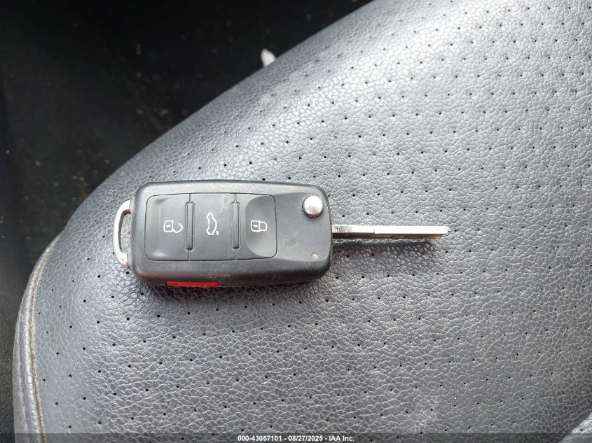 2013 Volkswagen Jetta 2.0L Tdi VIN: 3VWLL7AJ3DM376101 Lot: 43057101