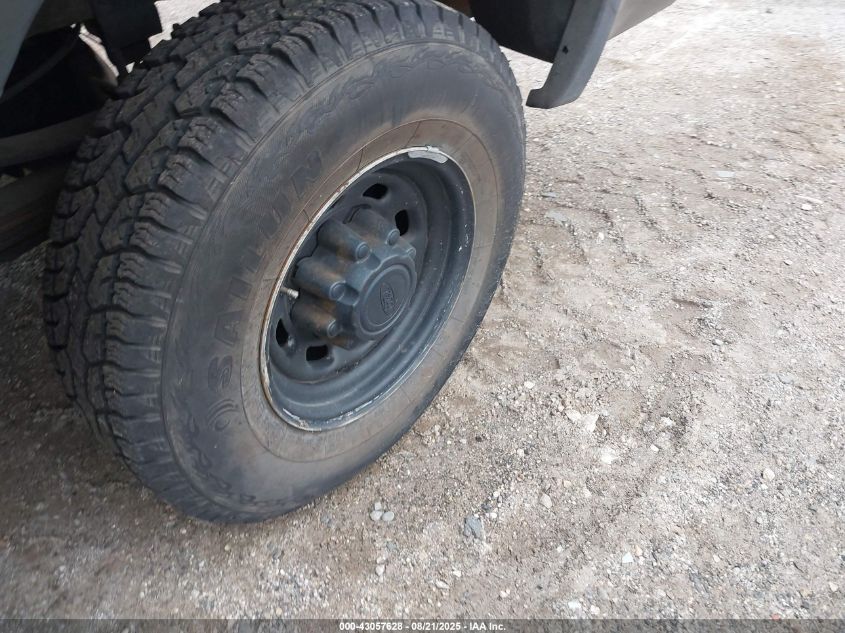 2002 Ford F-250 Lariat/Xl/Xlt VIN: 1FTNX21F62EB45825 Lot: 43057628