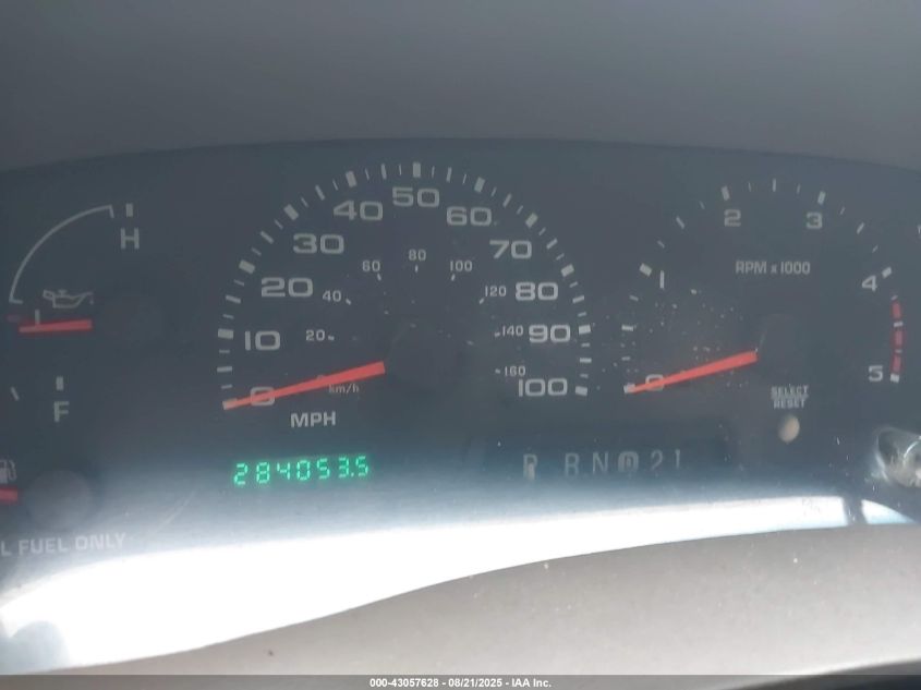 2002 Ford F-250 Lariat/Xl/Xlt VIN: 1FTNX21F62EB45825 Lot: 43057628