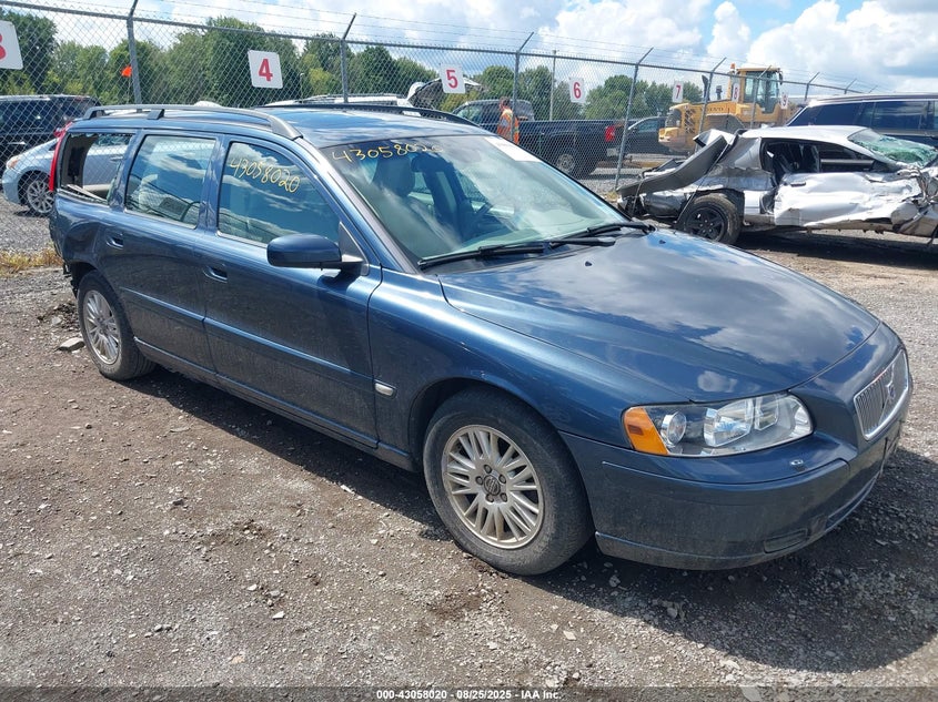YV1SW640751510698 2005 Volvo V70 2.4 auction photo 1
