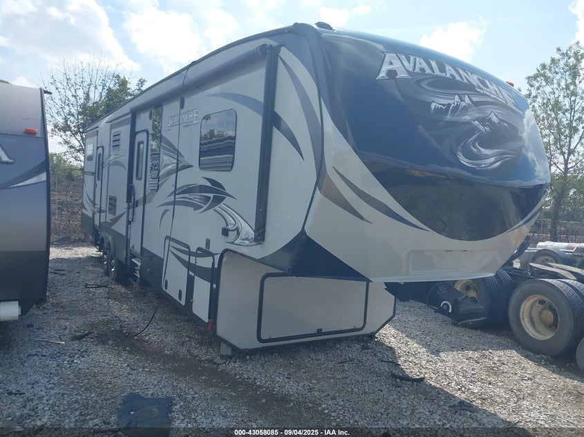 4YDF39126HE760063 2017 Keystone Rv Avalanche auction photo 1