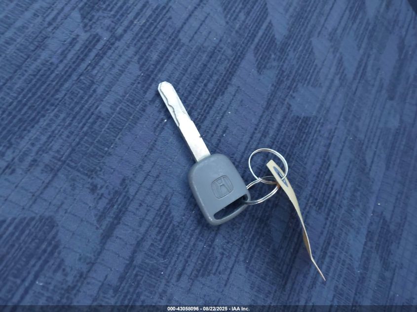 2002 Honda Cr-V Lx VIN: JHLRD78412C073846 Lot: 43058096