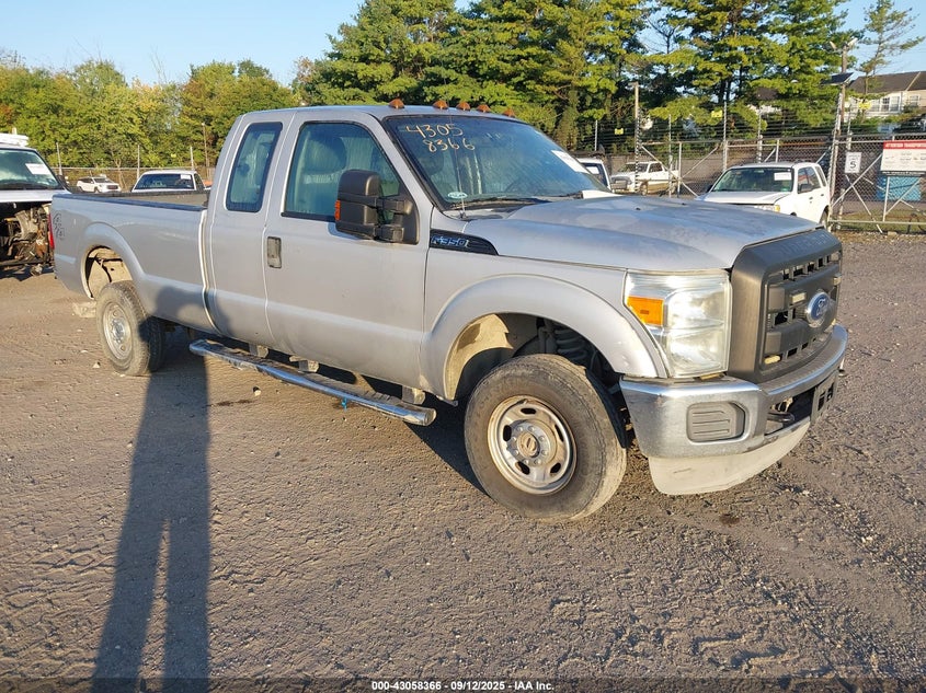 1FT8X3BT7BEB78596 2011 FORD F350 photo no. 1