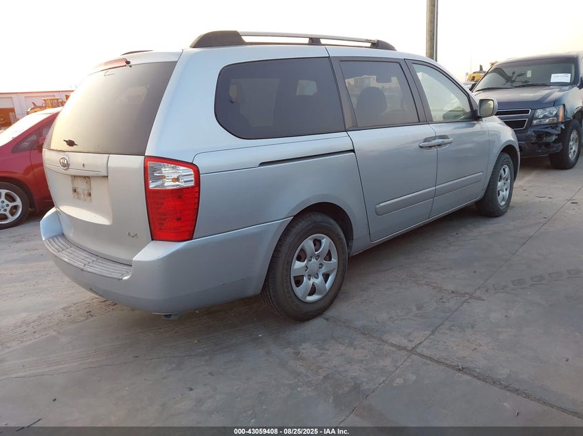 KNDMB233866082210 2006 KIA SEDONA photo no. 4