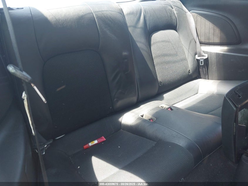 2008 Hyundai Tiburon Gt/Gt Limited/Se VIN: KMHHN66F28U289465 Lot: 43059670