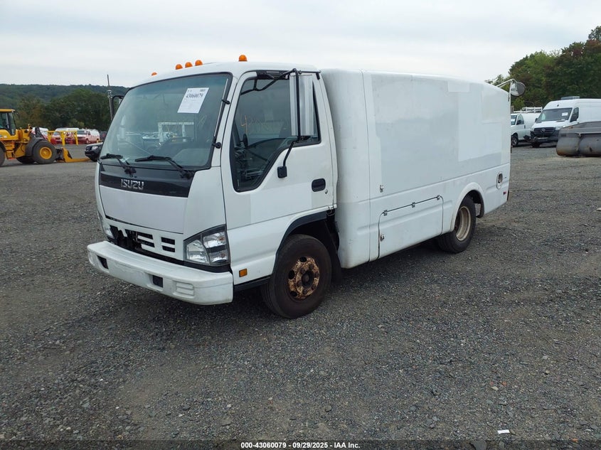 JALC4B16177011914 2007 ISUZU NPR photo no. 2