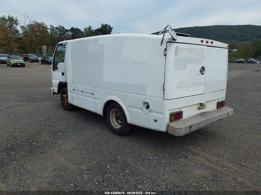 JALC4B16177011914 2007 ISUZU NPR photo no. 3