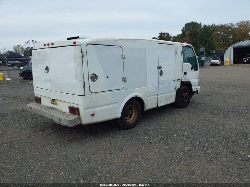 JALC4B16177011914 2007 ISUZU NPR photo no. 4