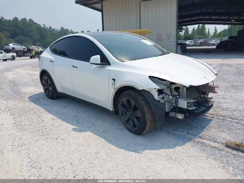 Vin: 7saygaee4nf324475, lot: 43554417, tesla model y long range dual motor all-wheel drive 2022 img_1