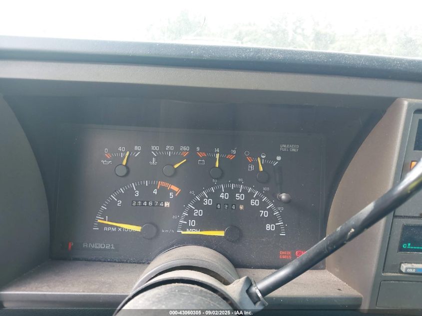 1994 GMC Sierra C1500 VIN: 2GTEC19K3R1532061 Lot: 43060305