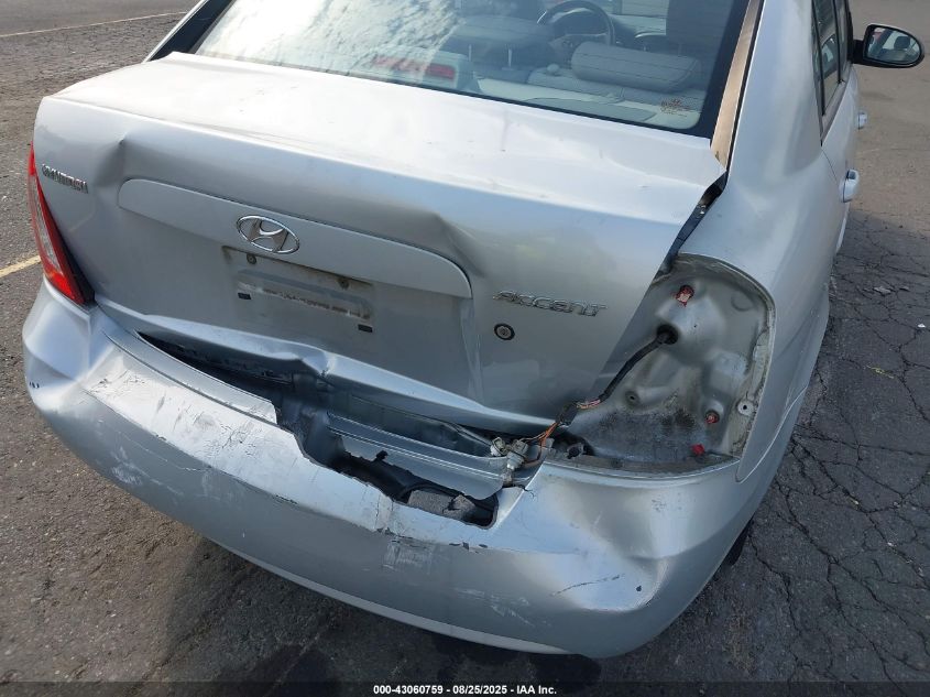 2006 Hyundai Accent Gls VIN: KMHCN46C76U040211 Lot: 43060759