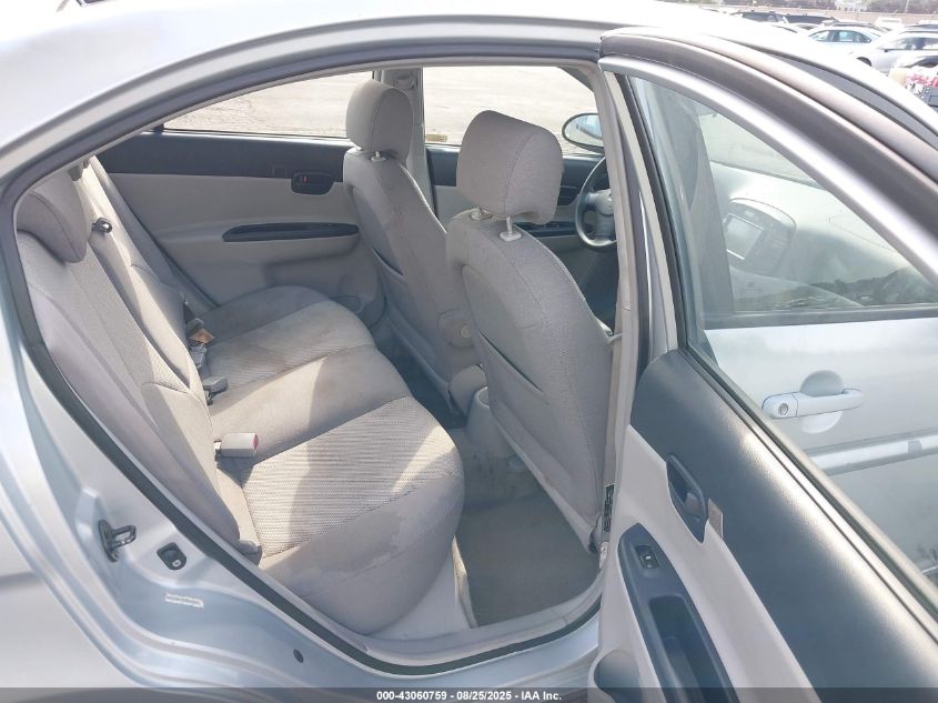 2006 Hyundai Accent Gls VIN: KMHCN46C76U040211 Lot: 43060759