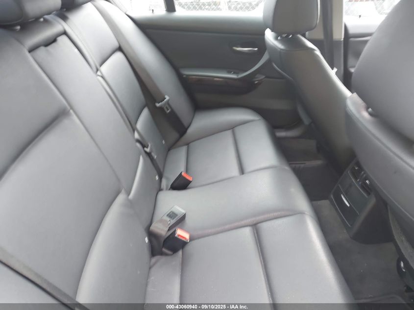 2008 BMW 328Xi VIN: WBAVC73588KP39448 Lot: 43060940