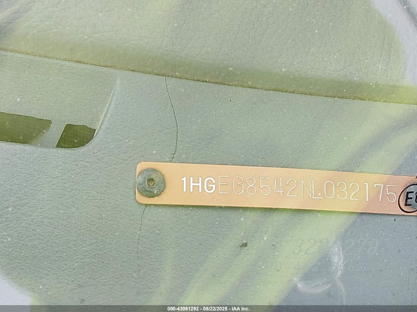 1992 Honda Civic Dx VIN: 1HGEG8542NL032175 Lot: 43061292