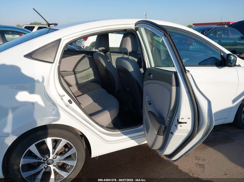 2017 Hyundai Accent 1.6 Value Edition White Lot 111043061376 Vin KMHCT4AE5HU379583