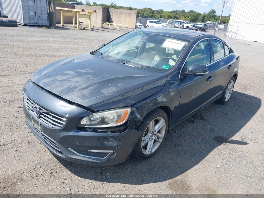 Vin: yv1612fs1e2285339, lot: 43555648, volvo s60 t5 20142