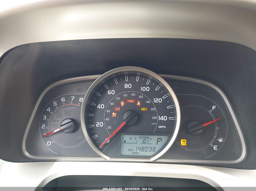 2015 TOYOTA RAV4 LE - JTMZFREV5FD048609