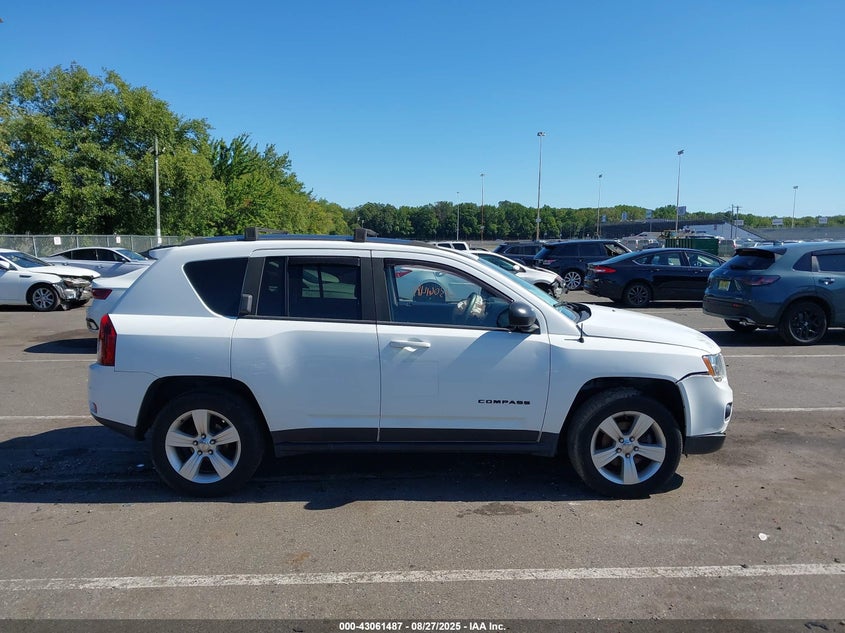 2015 Jeep Compass Sport VIN: 1C4NJDBB2FD225529 Lot: 43061487