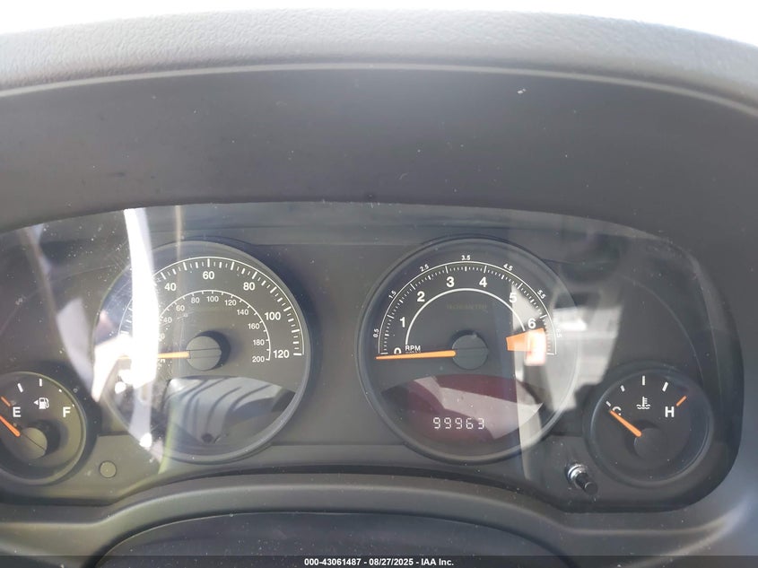 2015 Jeep Compass Sport VIN: 1C4NJDBB2FD225529 Lot: 43061487