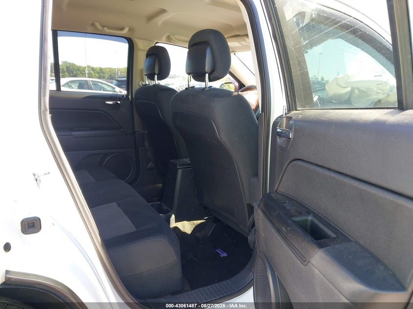 2015 Jeep Compass Sport VIN: 1C4NJDBB2FD225529 Lot: 43061487